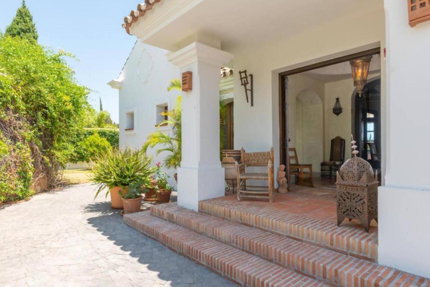 Villa Casa Sol Encantadora Villa Con Piscina Marbella Exteriör bild