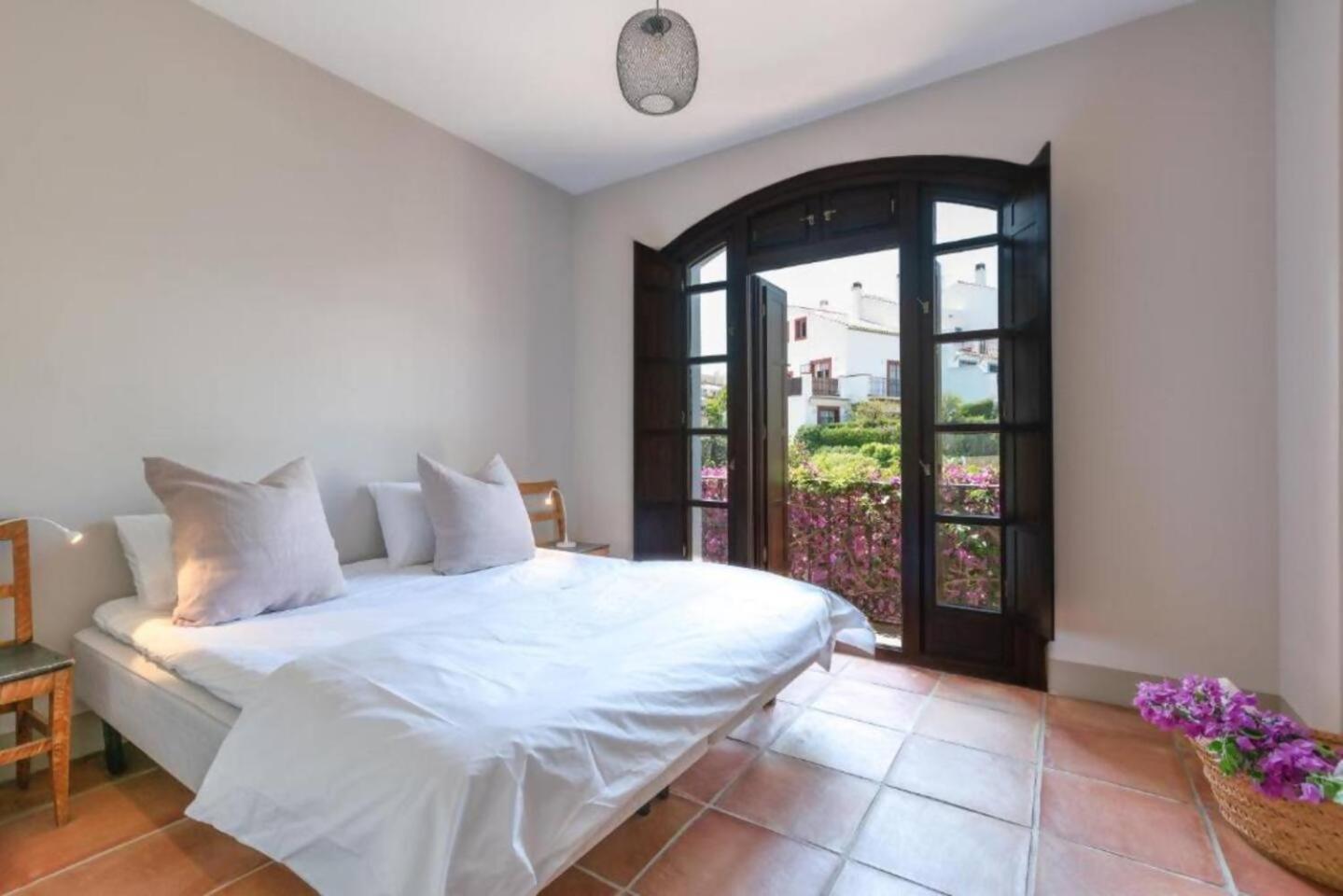 Villa Casa Sol Encantadora Villa Con Piscina Marbella Exteriör bild